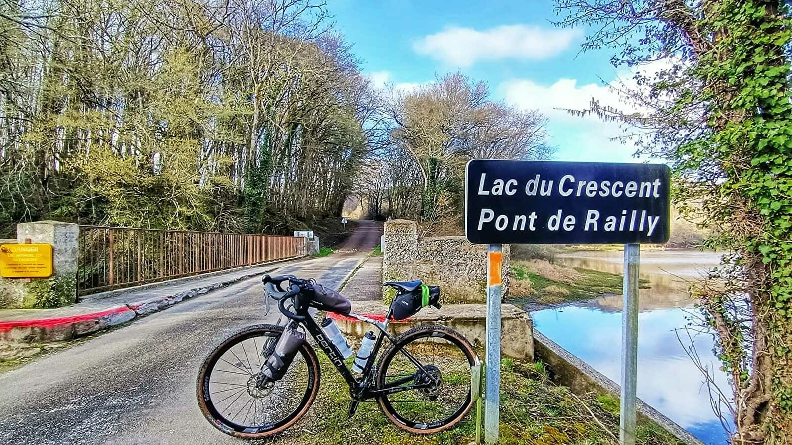 Circuit de Gravel: Boucle 265km d'Avallon